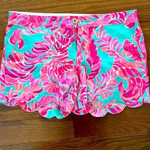 Lilly Pulitzer size 6 buttercup shorts